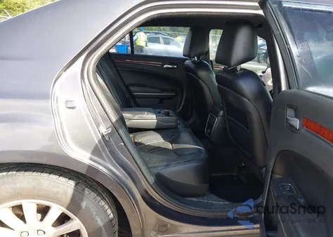 2013 Chrysler 300 Motown из США, поврежденный, VIN 2C3CCAAG8DH732274